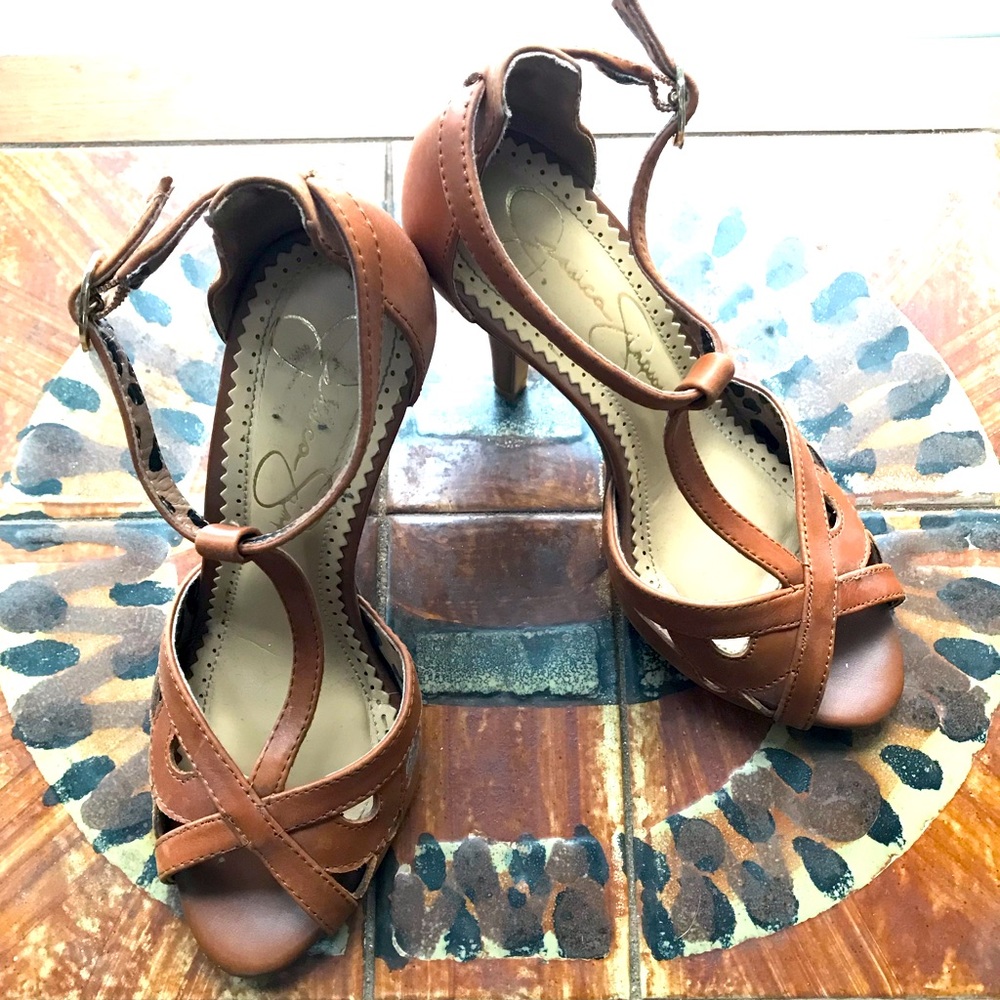 Jessica Simpson Jeraldine Peep Toe T-Strap heels